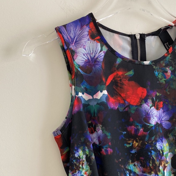 H&M Floral Print Peplum Dress - Picture 8 of 15
